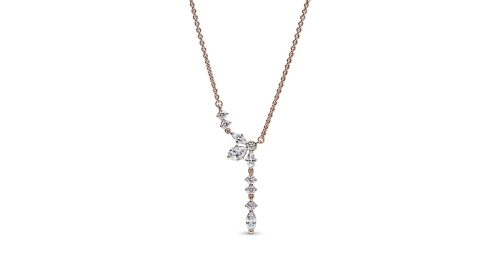 Sparkling Herbarium Cluster Drop Collier Necklace 1 DWIMAGE 382386C01 RGB