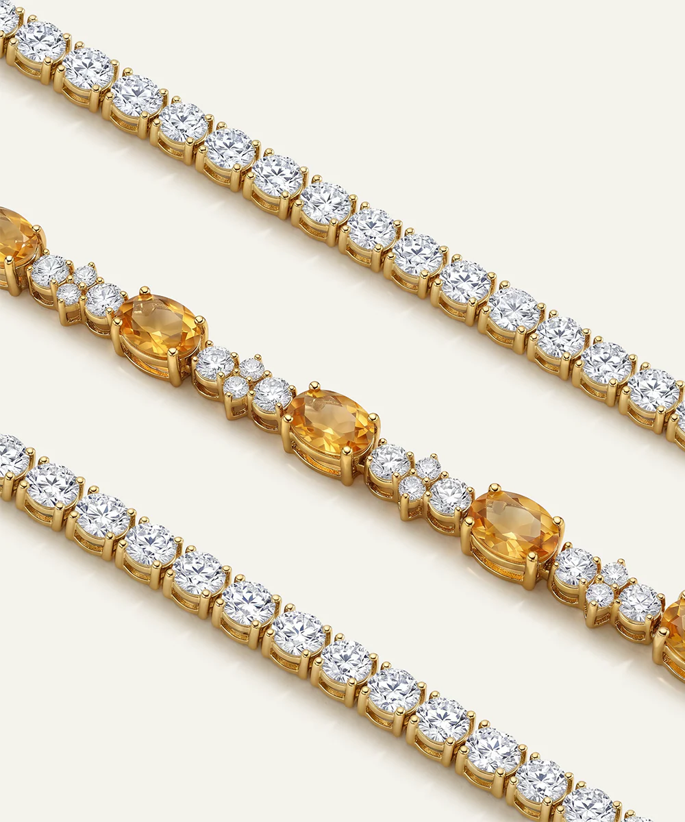 Gold diamond engagement ring and wedding band